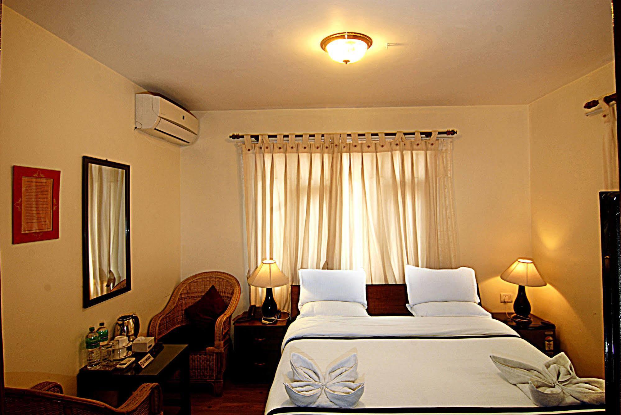 Hotel Amaryllis Kathmandu Exteriör bild