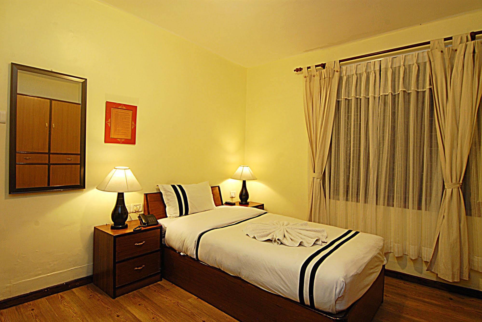Hotel Amaryllis Kathmandu Exteriör bild