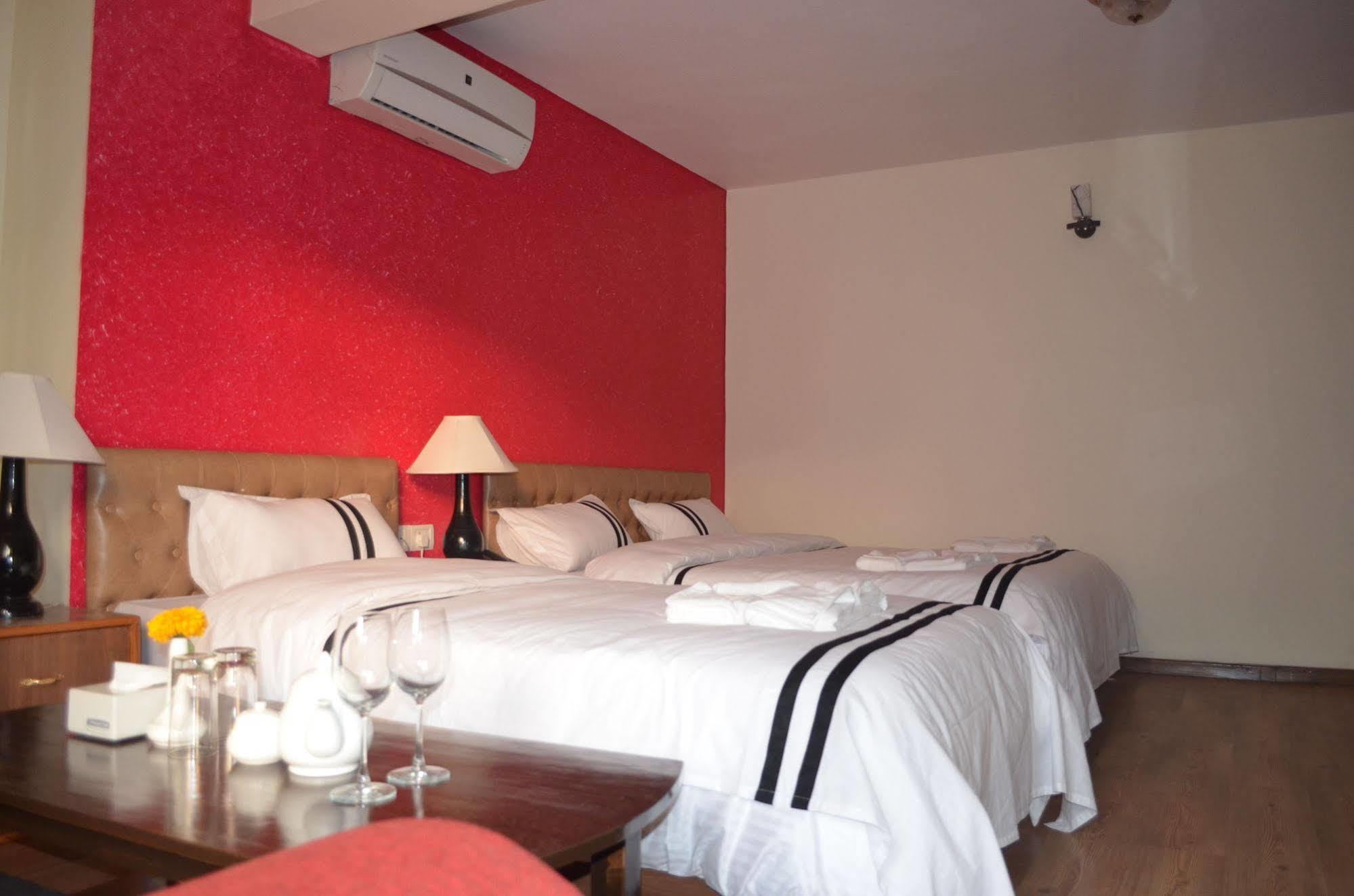 Hotel Amaryllis Kathmandu Exteriör bild